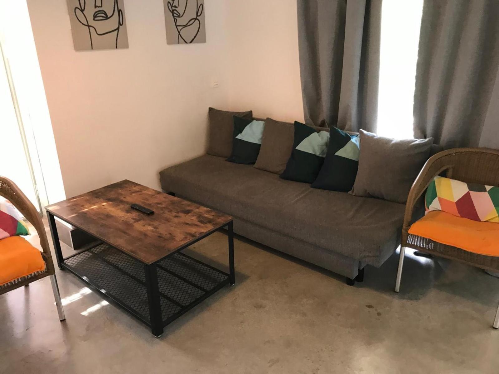 Urban House Siurot 33 Couette-café 2*